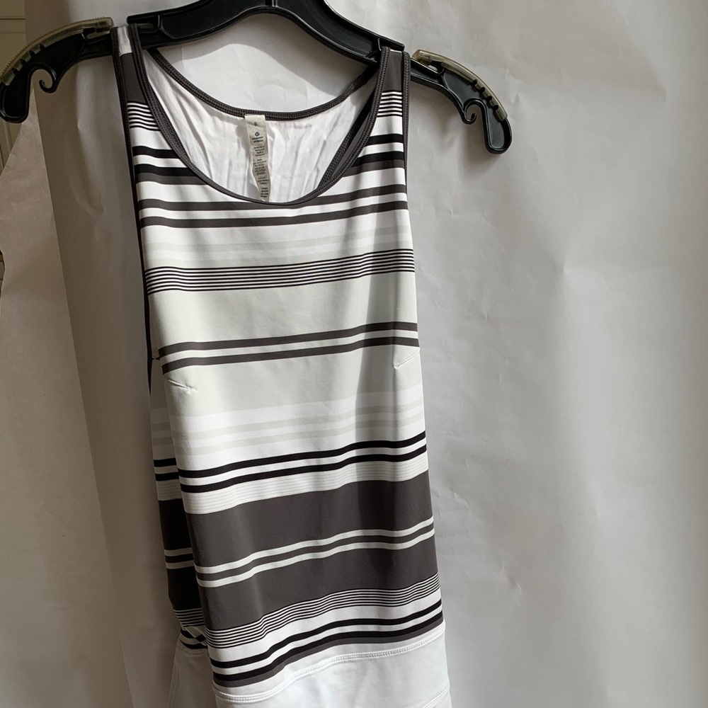 Lululemon Blissed Out Tennis Dress Size 8